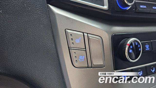 Hyundai Starex 2020 — photo 18