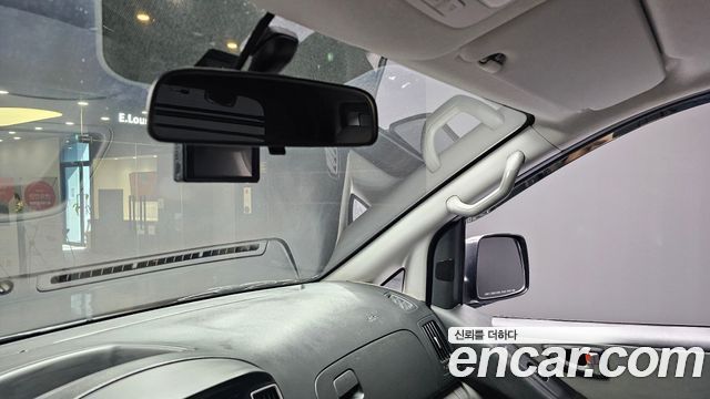 Hyundai Starex 2020 — photo 19