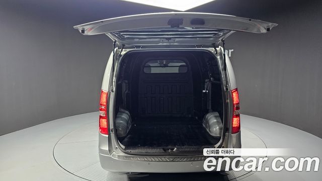 Hyundai Starex 2020 — photo 20