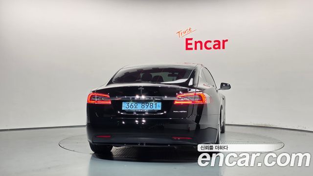 Tesla Model S 2020 — photo 4