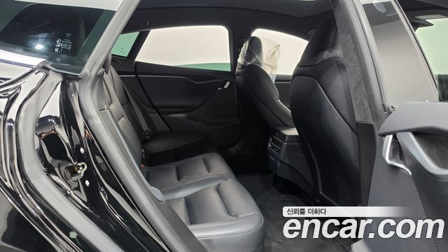 Tesla Model S 2020 — photo 18