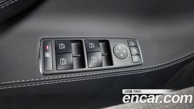 Tesla Model S 2020 — photo 28