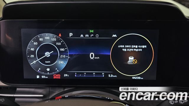 Kia Canival 2023 — photo 11