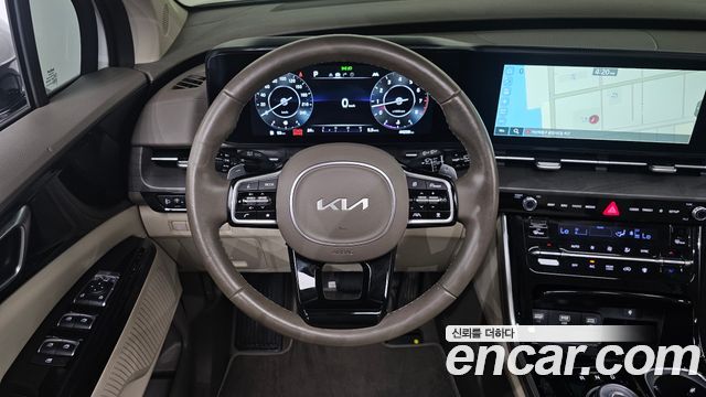 Kia Canival 2023 — photo 19