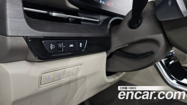 Kia Canival 2023 — photo 23