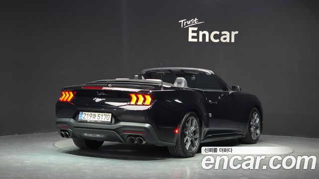Ford Mustang 2024 — photo 2