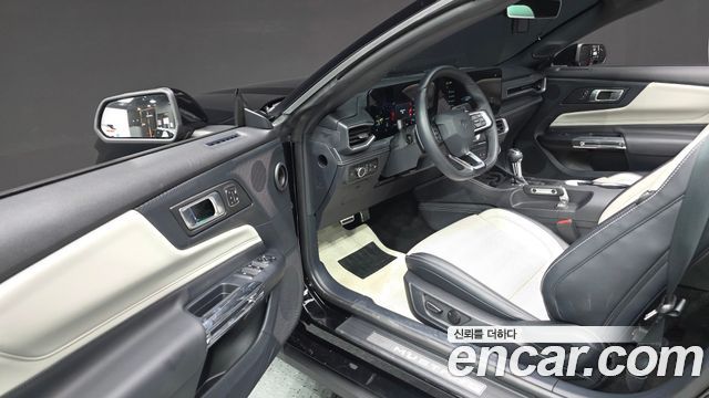 Ford Mustang 2024 — photo 13