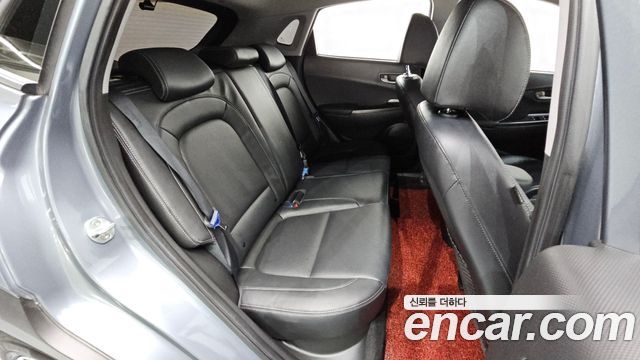 Hyundai Kona 2018 — photo 17