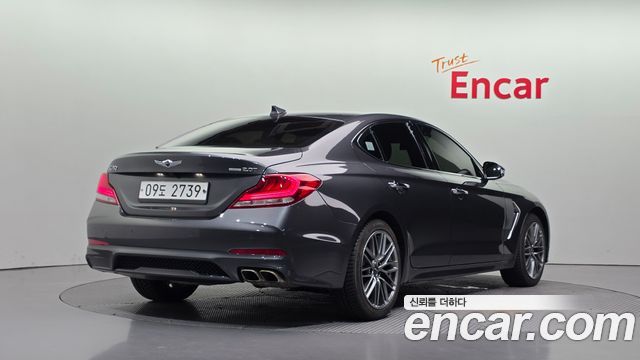 Genesis G70 2019 — photo 2