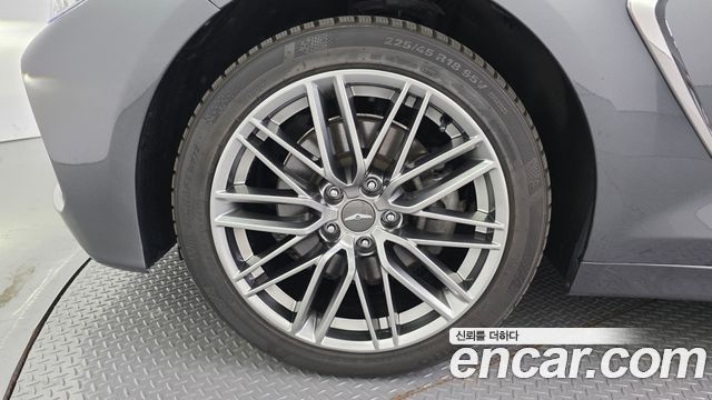 Genesis G70 2019 — photo 5