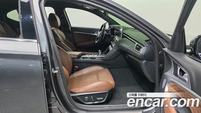 Genesis G70 2019 — photo 13