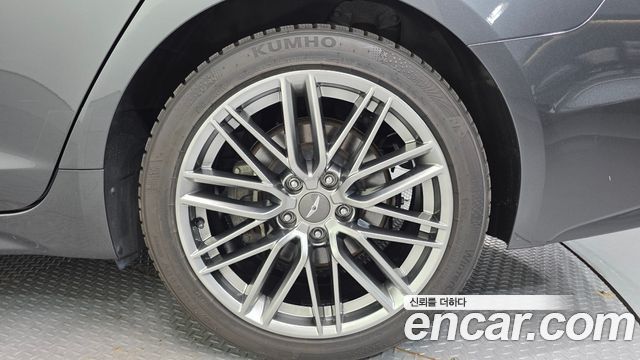 Genesis G70 2019 — photo 7