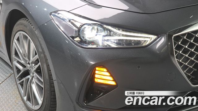 Genesis G70 2019 — photo 8
