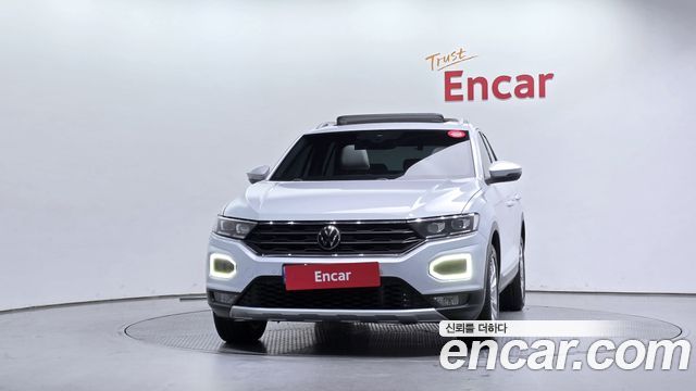 Volkswagen T-Roc 2021 — photo 3