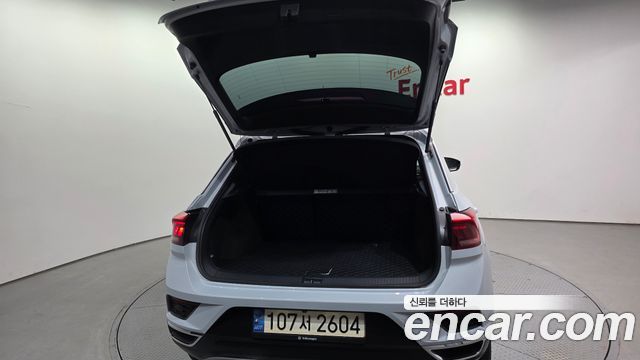 Volkswagen T-Roc 2021 — photo 20