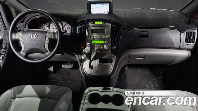 Hyundai Starex 2015 — photo 7
