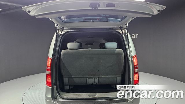 Hyundai Starex 2015 — photo 19
