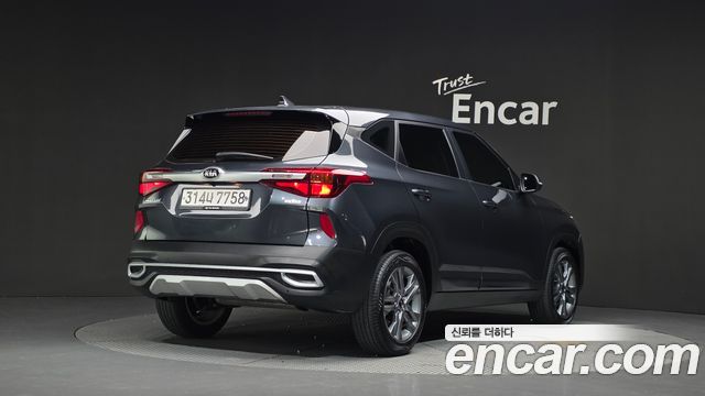 Kia Seltos 2020 — photo 2