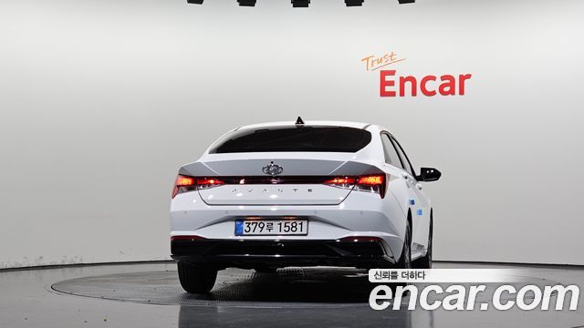 Hyundai AVANTE 2023 — photo 4