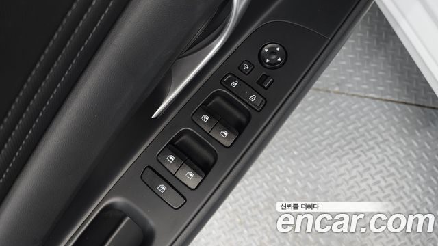 Hyundai AVANTE 2023 — photo 12