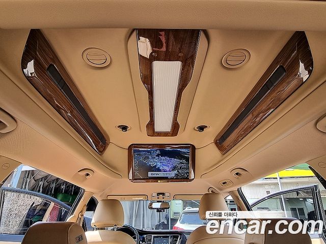 Kia Canival 2015 — photo 16