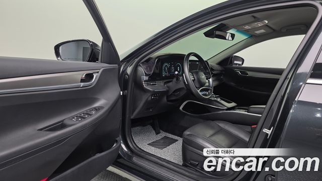 Hyundai Grandeur 2022 — photo 13