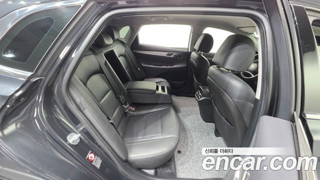 Hyundai Grandeur 2022 — photo 24