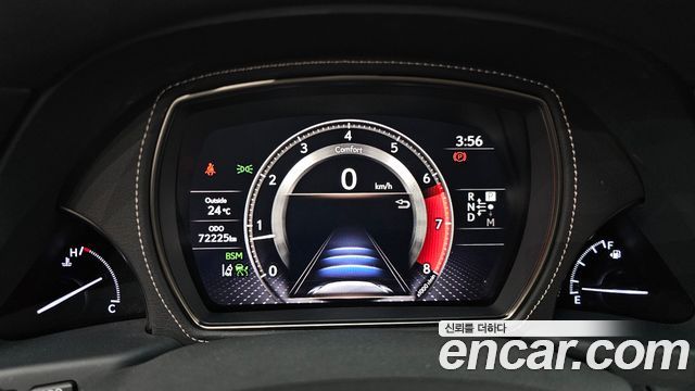 Lexus LS 2020 — photo 11