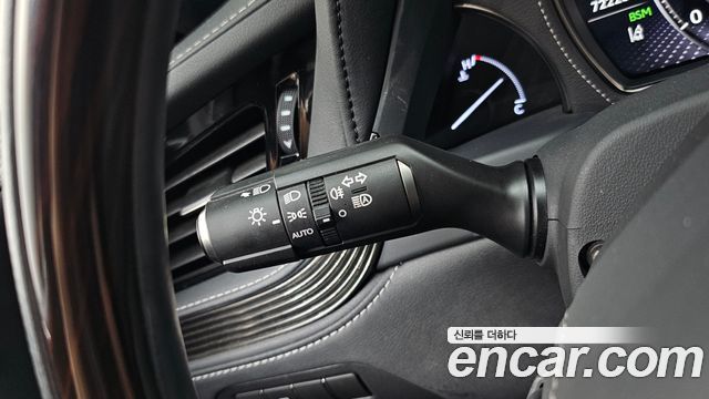 Lexus LS 2020 — photo 28