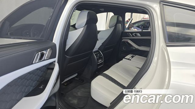 BMW X6M 2021 — photo 12