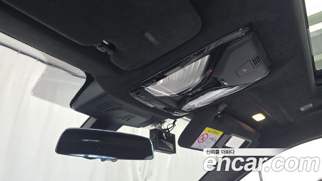 BMW X6M 2021 — photo 20