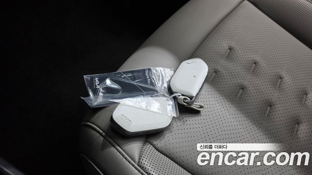 Kia EV9 2024 — photo 22