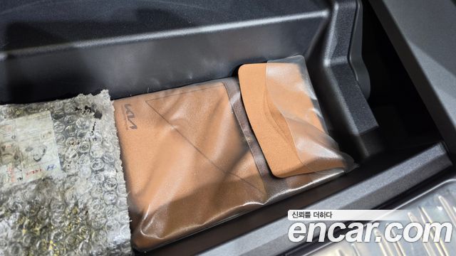 Kia EV9 2024 — photo 27