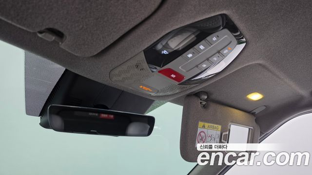 Kia EV9 2024 — photo 28