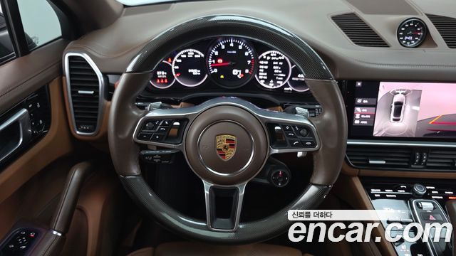 Porsche Cayenne 2021 — photo 20