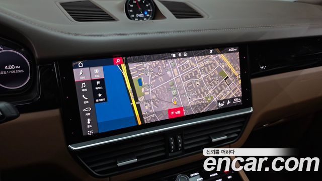 Porsche Cayenne 2021 — photo 21
