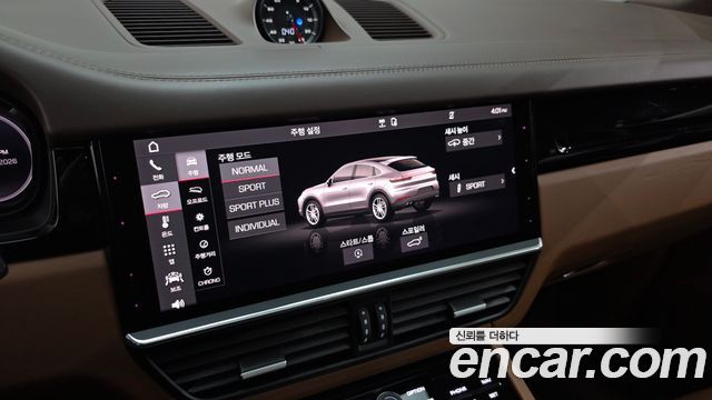 Porsche Cayenne 2021 — photo 23