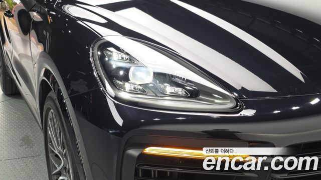 Porsche Cayenne 2021 — photo 8
