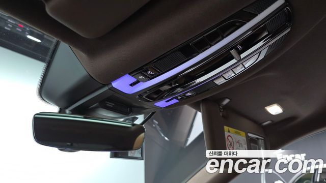 Porsche Cayenne 2021 — photo 29