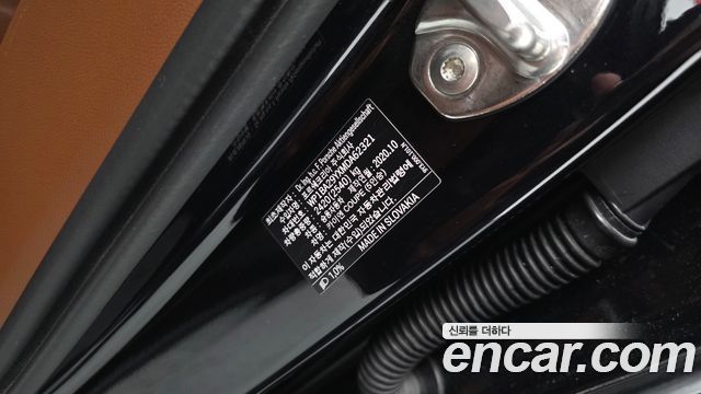 Porsche Cayenne 2021 — photo 30