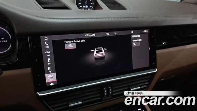 Porsche Cayenne 2021 — photo 38