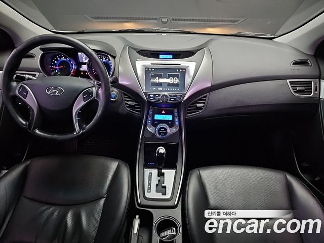 Hyundai AVANTE 2014 — photo 7