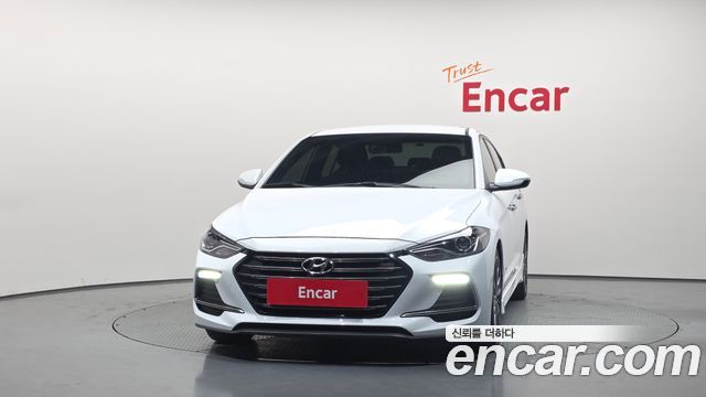 Hyundai AVANTE 2018 — photo 3