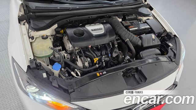 Hyundai AVANTE 2018 — photo 6