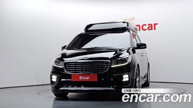 Kia Canival 2019 — photo 3