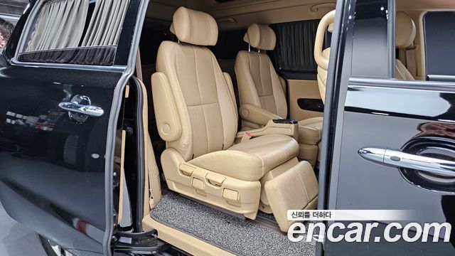 Kia Canival 2019 — photo 17