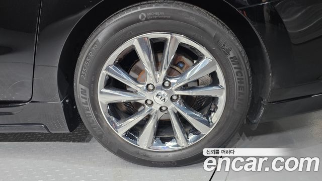 Kia Canival 2019 — photo 7