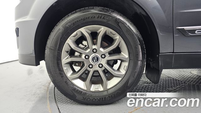 KG Mobility KORANDO 2015 — photo 5