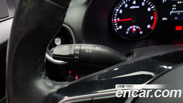 Kia K3 2023 — photo 27