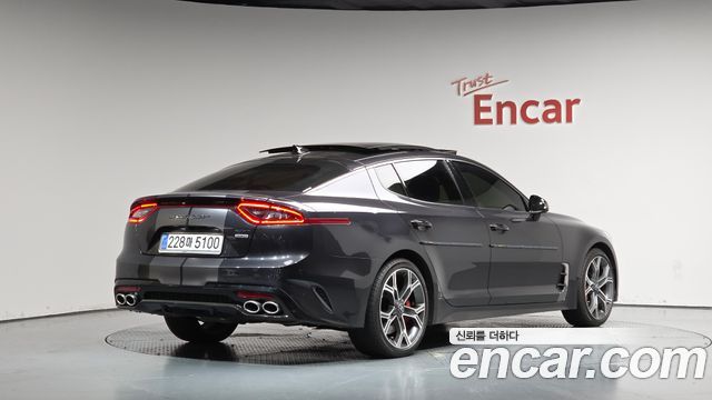 Kia Stinger 2019 — photo 2